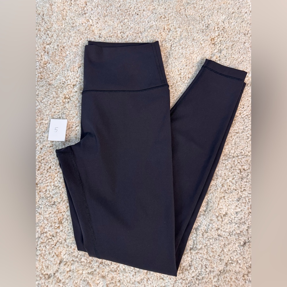 Lululemon Wunder Under Leggings - Picture 3 of 4